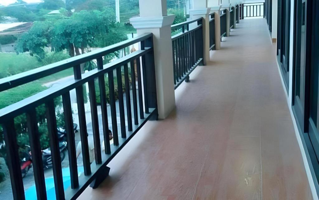 Mm House Hotel Ко Самуи Екстериор снимка
